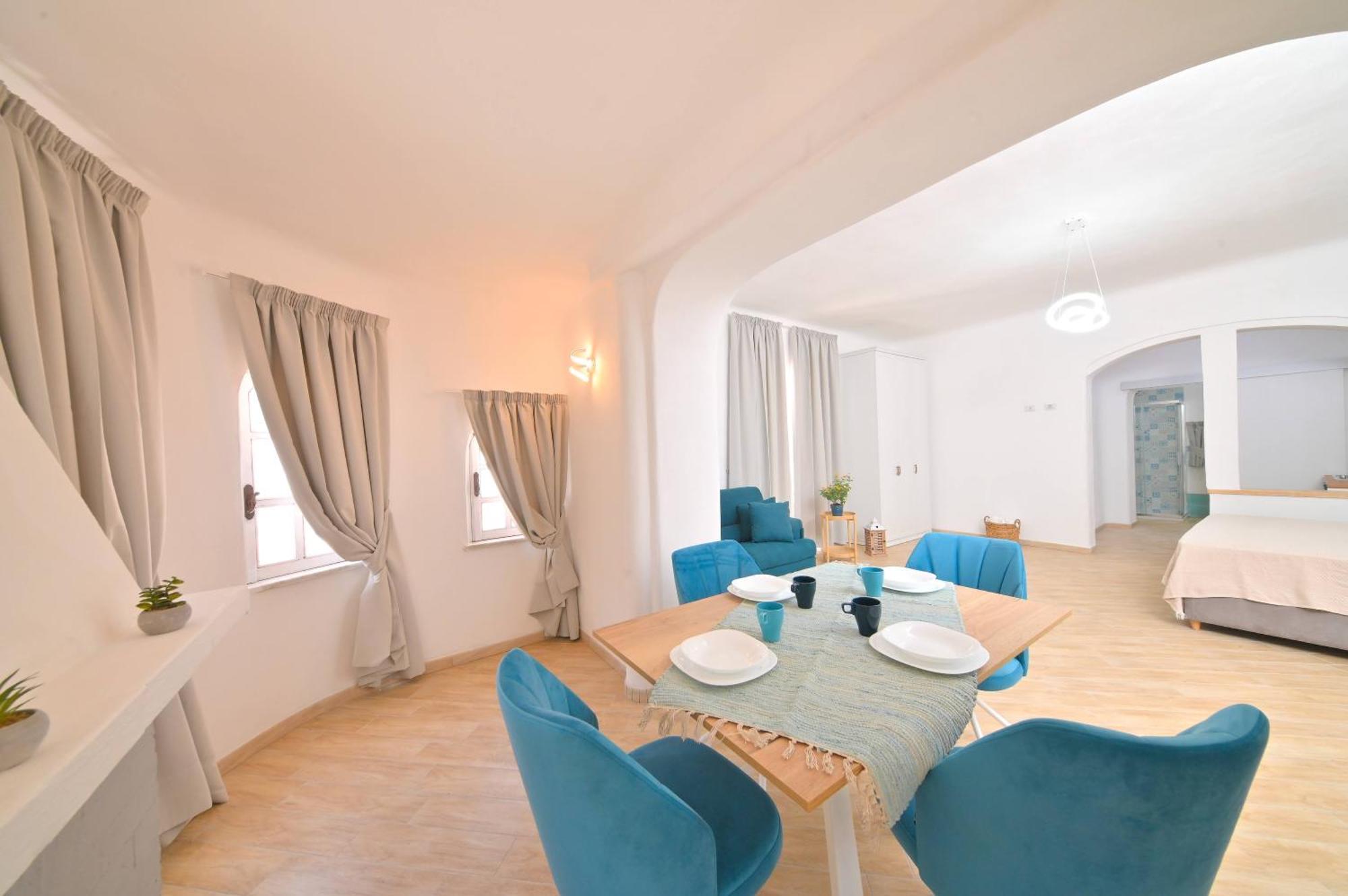 Aida Luxury &